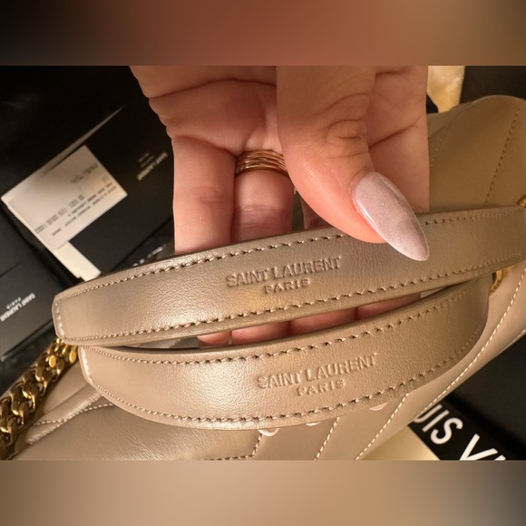 ❌SOLD❌⭐️NEW, SOLD OUT⭐️SAINT LAURENT LOULOU LARGE IN QUILTED LEATHER - Picture 11 of 17